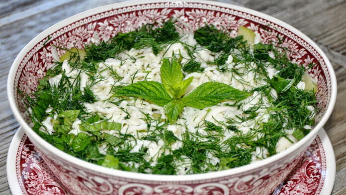 Peynirli Kabak Salatası | Salata Tarifleri